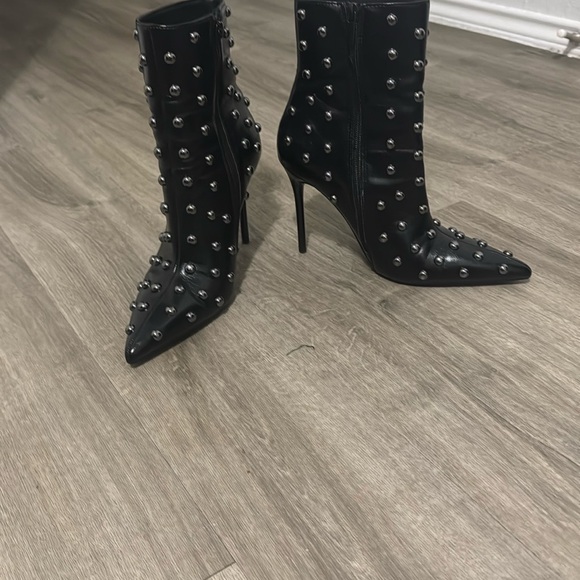 Zara Metal Appliqué stiletto heel booties - Picture 4 of 7